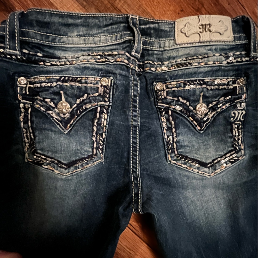 Miss Me Jeans size 28 low rise boot cut